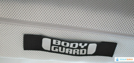 Bodyguard Matratze Bett1 Seitenlaschen